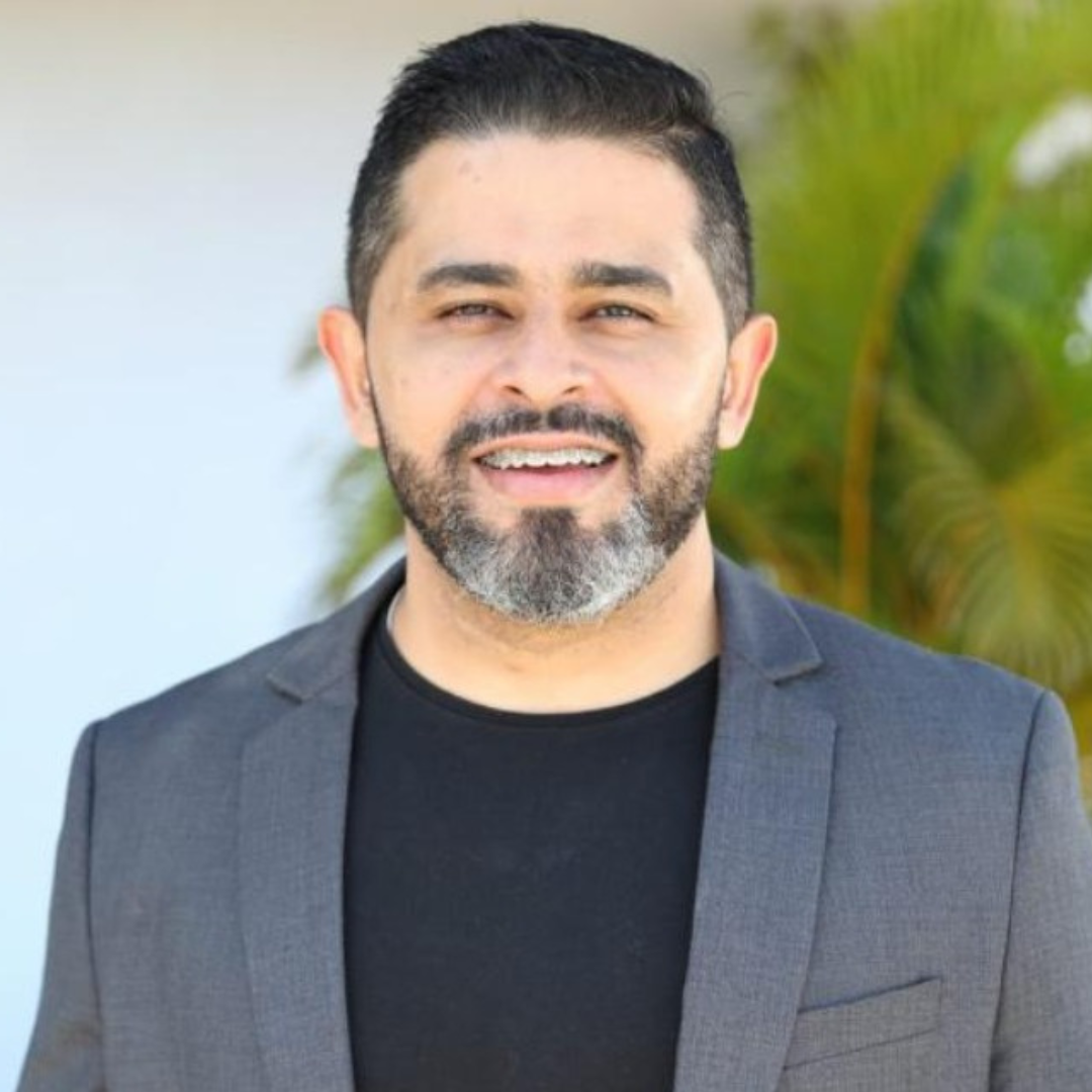  Gian Santos